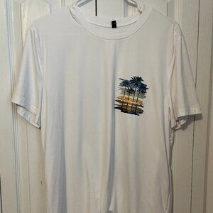 Graphic tee Men's Medium